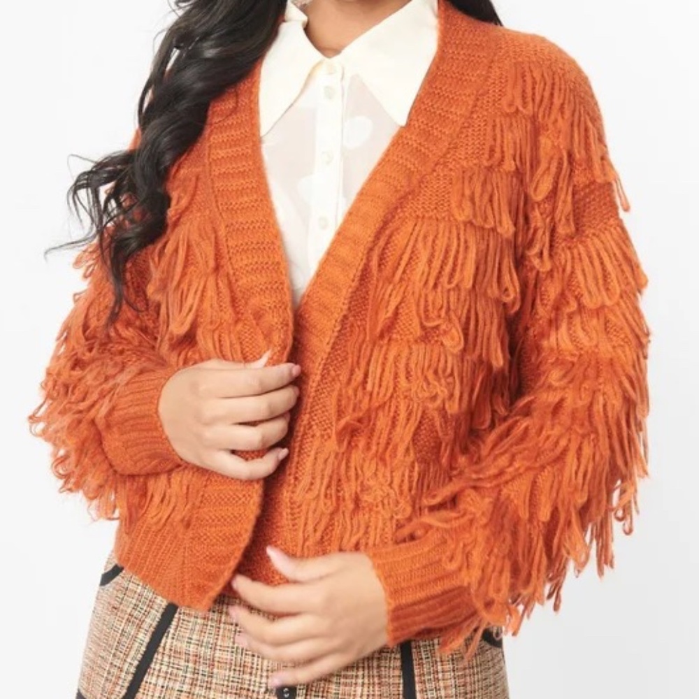 Unique Vintage NWOT BaeVely Orange Fringe Open Cardigan (M)